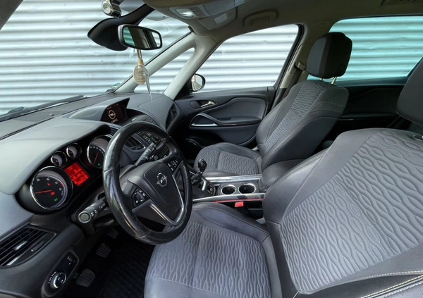 Opel Zafira cena 29900 przebieg: 312000, rok produkcji 2012 z Gubin małe 704